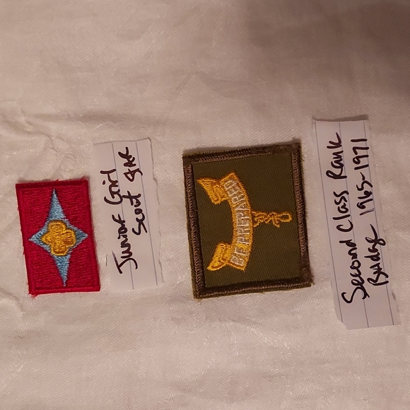 9pc. Lot Girl Scout Patches 1963-1980 - Picture 5 of 5